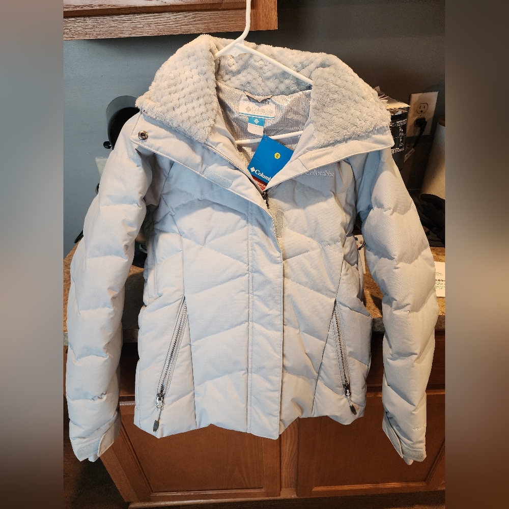 Light blue Columbia puffer jacket